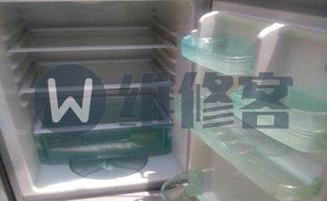 美菱冰箱漏水有哪些可能的原因？怎么解決？