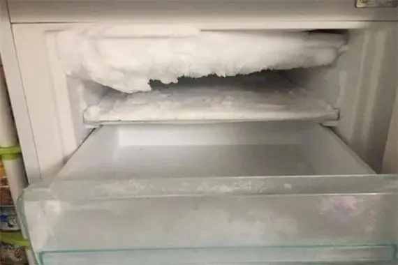 冰箱結冰原因是什么？冰箱結冰解決方法有哪些?